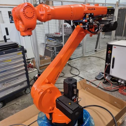KUKA CYBERTECH KR16 R2010 Robotusados es