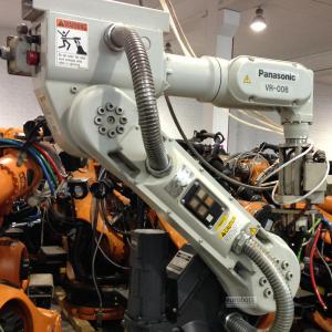 Panasonic plasma cutting VR006 robot